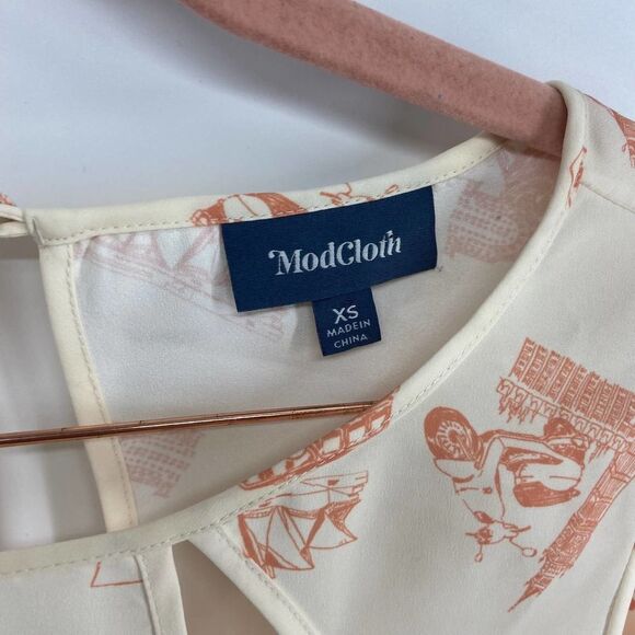 Modcloth cream tourist print short sleeve blouse womens xs - Picture 3 of 6